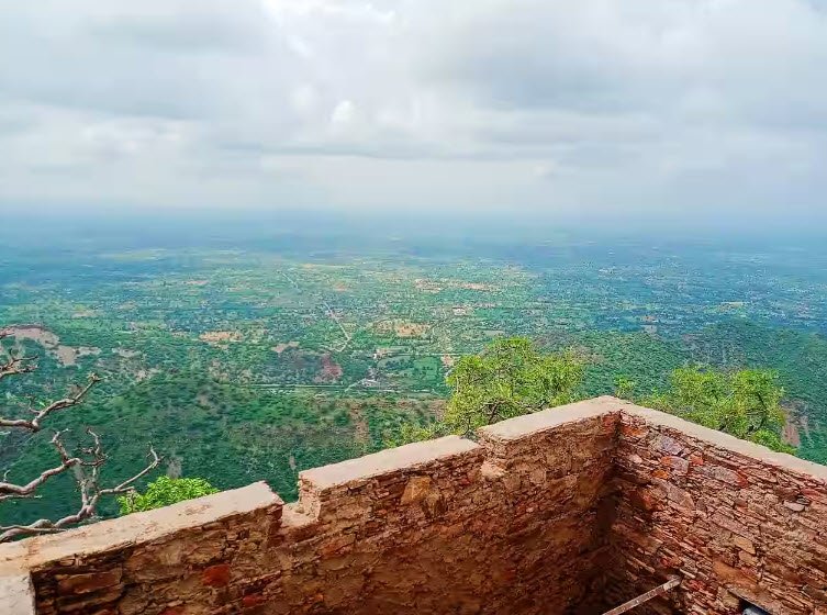 Raghunathgarh Fort, India